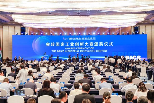 双向奔赴：中国企业金砖合作向“智”向“新”